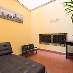 Sg Carlos Family House